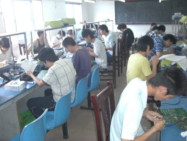 ��늾S����Ӗ�WУ