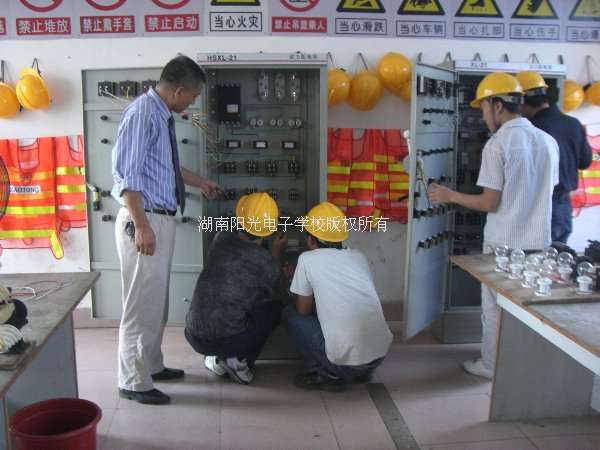 늹�������Ӗ(x��n)�W(xu��)У